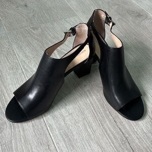 Adrienne Vittadini Women Ricochet Leather Open Toe Heeled Bootie Black size 6.5